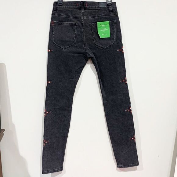 NWT BDG Urban Outfitters High Rise Cigarette Jeans — Size 28W x 30L - Picture 7 of 13